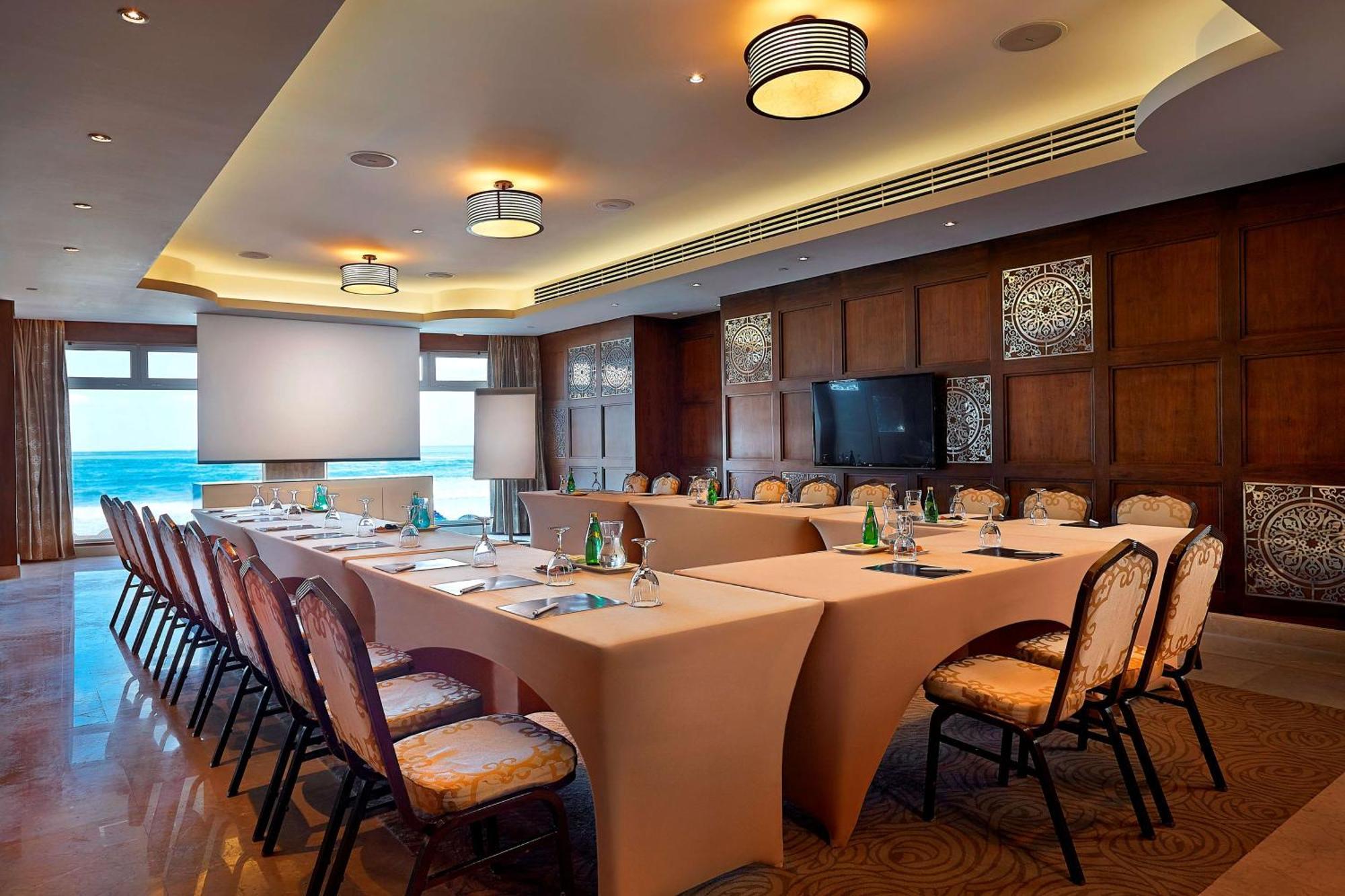 Hilton Alexandria Corniche Hotel Exterior foto Meeting room